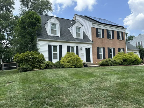 1724 Yale Pl, Rockville, MD 20850