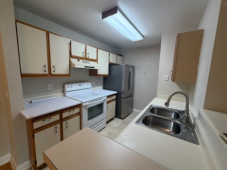 9510 E Florida Ave #1052 — Photo 6