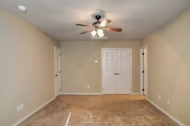 5 bed, 1964 sqft, $2,900 — Photo 4