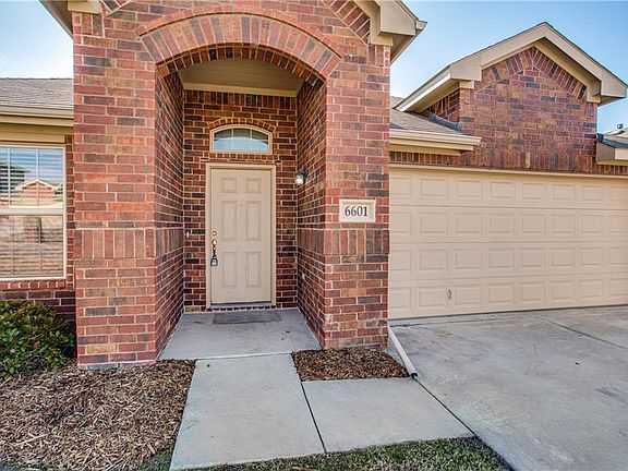 3rd image of 6601 Sierra Madre Dr