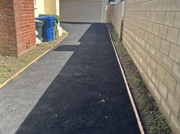 (undisclosed Address), Van Nuys, CA 91406