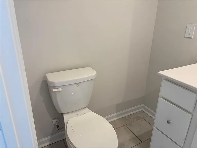 3667 Hidden Valley Cir — Photo 20
