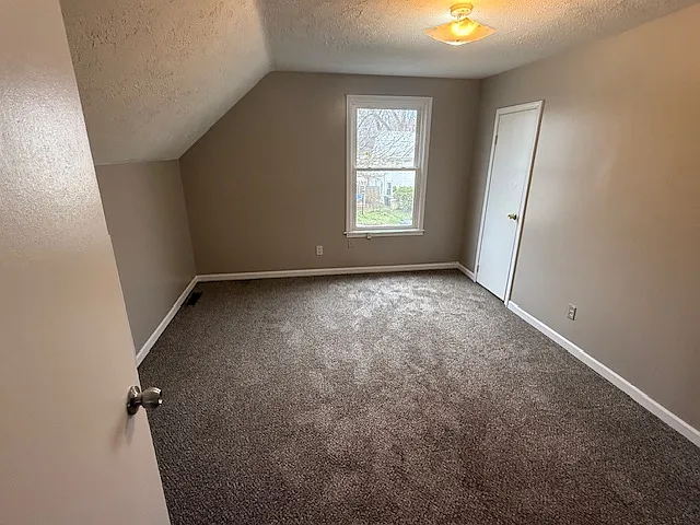 504 W Navarre St — Photo 13