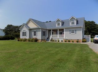 167 Greenfield Point Dr, Reedville, VA 22539