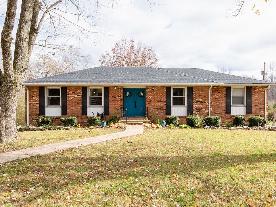 1st image of 322 Shady Oak Dr