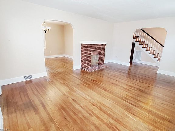 3rd image of 202 Idlewood Ave