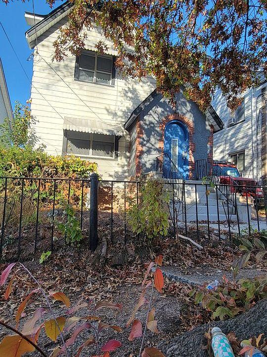 1st image of 351 Ellery Ave #3