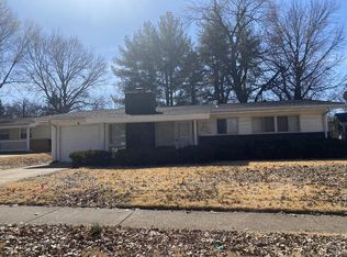 3130 Newgate Dr, Florissant, MO 63033
