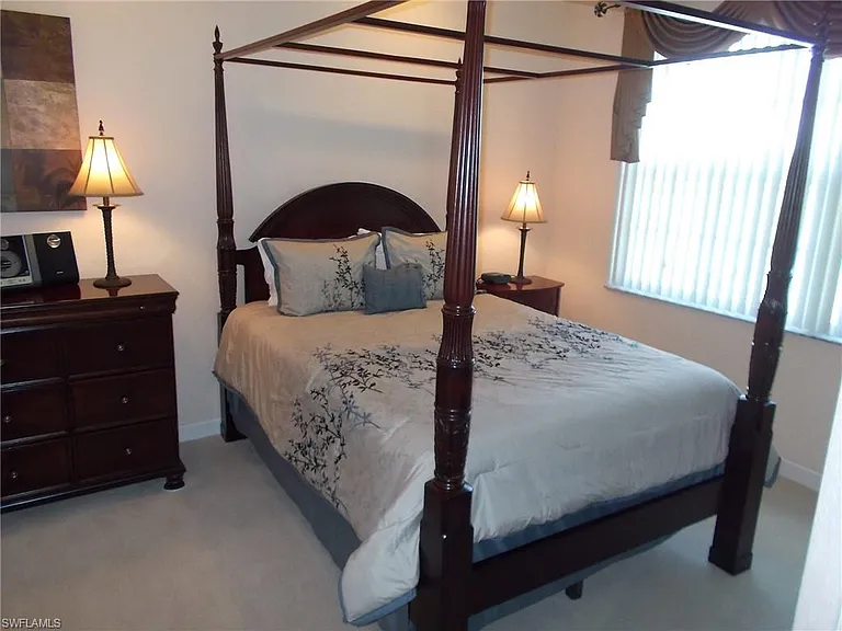 2444 Ravenna Blvd #202 — Photo 7