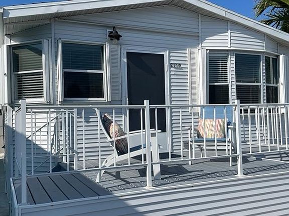 3rd image of 2119 Nettles Blvd