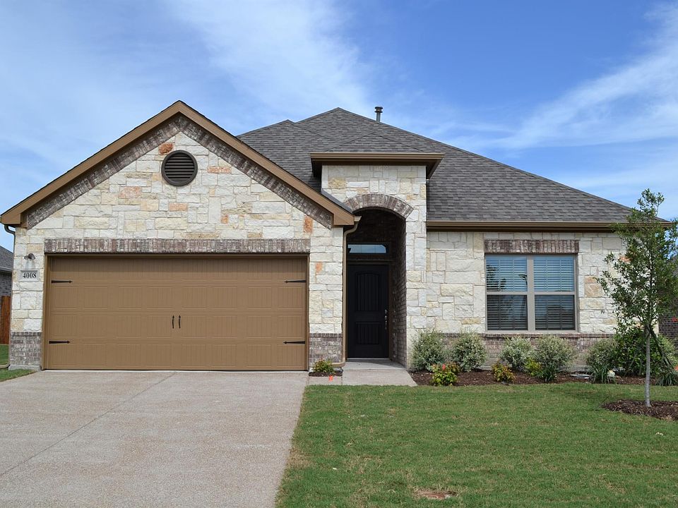 1st image of 4008 Falcon Dr