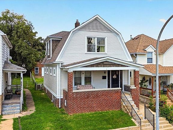 3rd image of 4151 Beethoven Ave