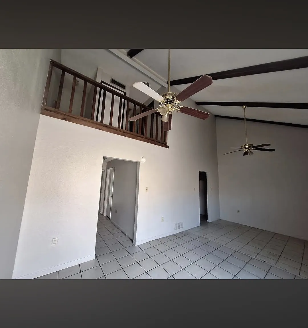 3 bed, 1200 sqft, $1,400 — Photo 1