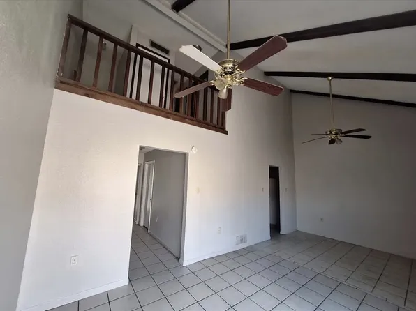 1637 Alexander Ct, Gretna, LA 70056