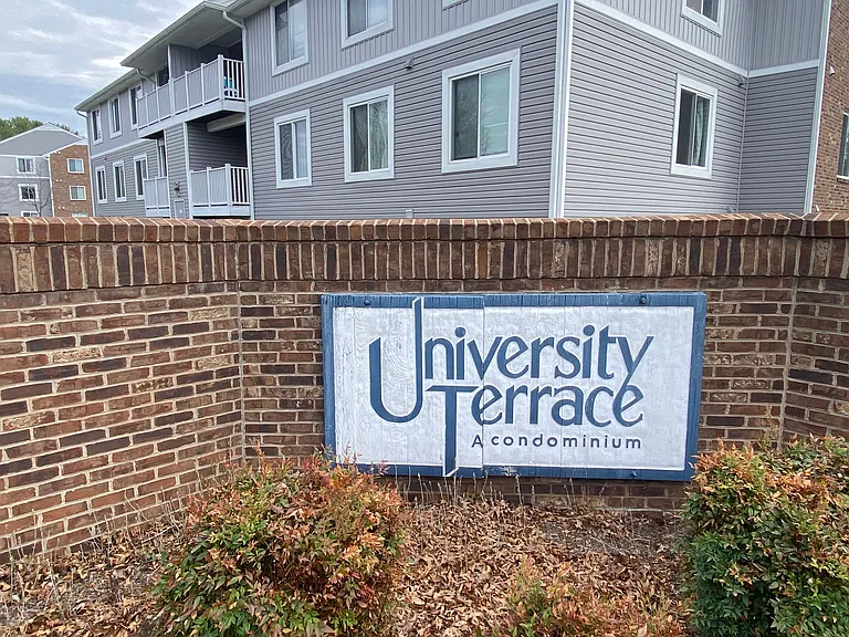 1203 University Ter — Photo 9