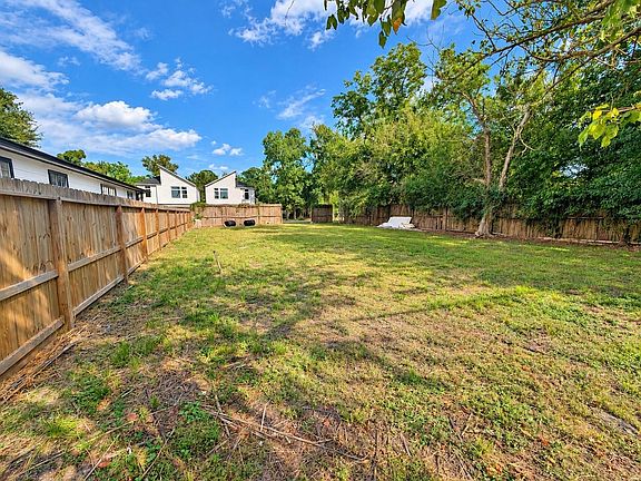4th image of 5909 Midgeley St
