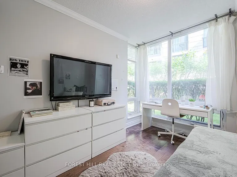 38 William Carson Cres #114 — Photo 33