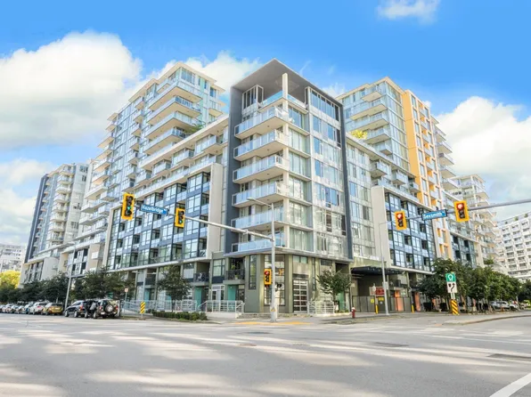 3333 Sexsmith Rd #502, Richmond, BC V6X 0R7