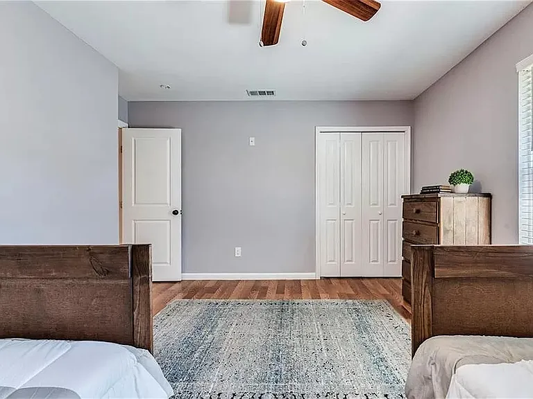 9400 Mountain Quail Rd — Photo 15
