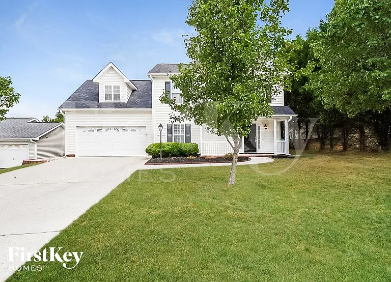 882 Eli Moore Ct — Photo 1