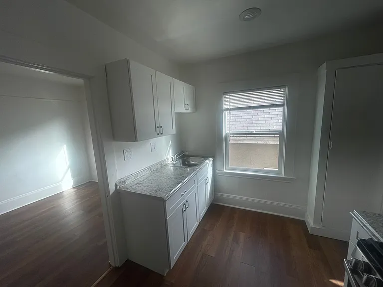 3403 San Leandro St — Photo 10