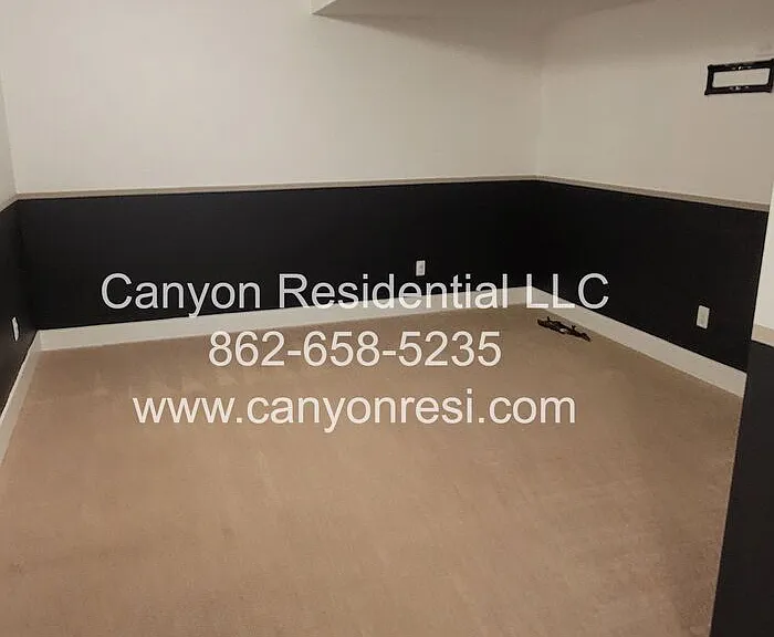7451 Pfizer Dr — Photo 30