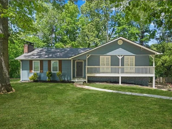 703 Navaho Ct, Woodstock, GA 30188