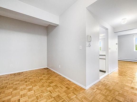 4th image of 19 Waterview