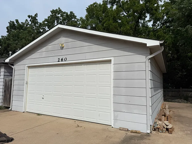 260 Stewart Ave — Photo 3