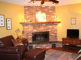 1355 N Shagbark Dr, Warsaw, IN 46582