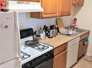34 Hubbard Ave #1, Cambridge, MA 02140