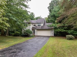 106 Valley View Dr, Coatesville, PA 19320