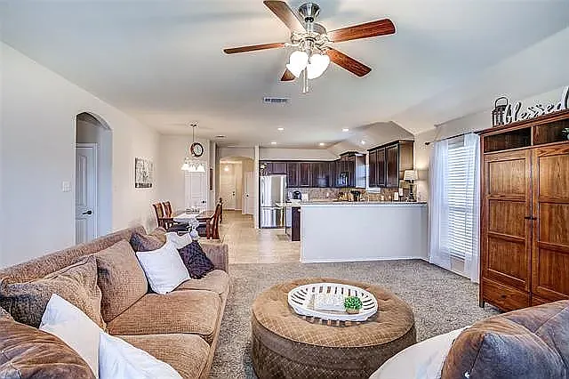 10104 Horseshoe Ln — Photo 21