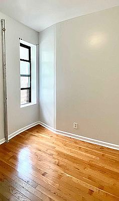 2nd image of 705 W 180th St #52