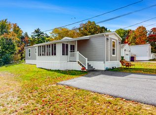 20 Hawthorn Dr, Norway, ME 04268