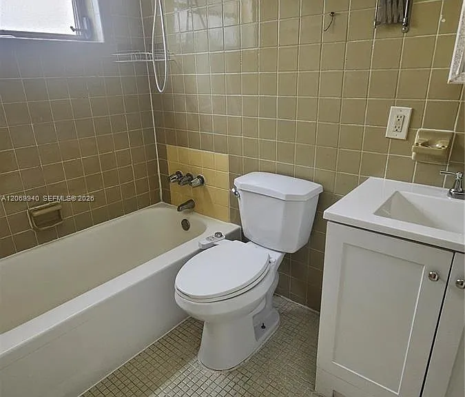 1230 W 54th St #226A — Photo 7