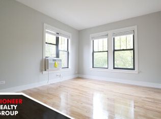 2916 N Mildred Ave #2, Chicago, IL 60657