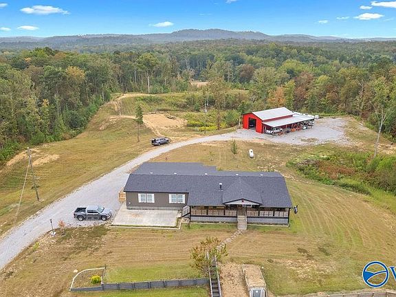 2nd image of 606 Red Eagle Rd