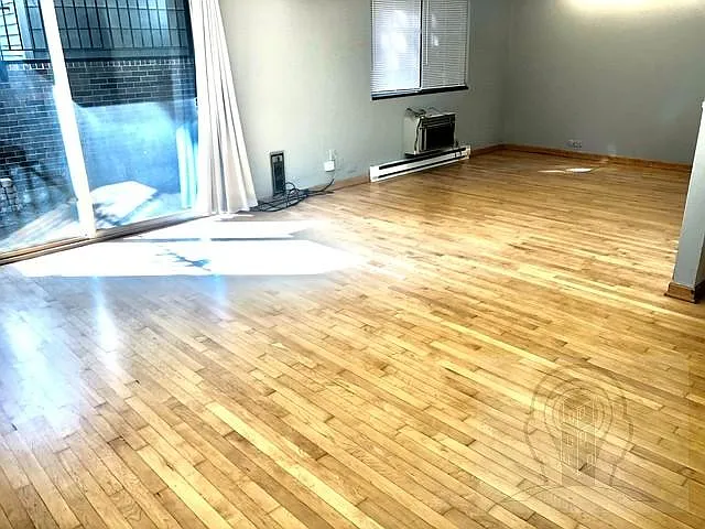 1 bed, 1.0 bath, 1300 sqft, $1,650 — Photo 3