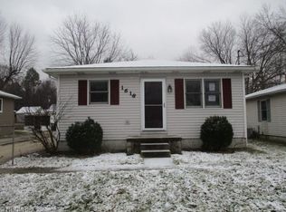 1618 Slusser Rd, Akron, OH 44305