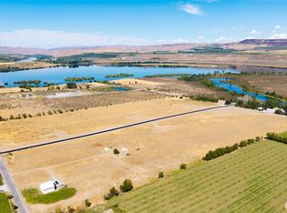 2 Solitude Ln, Brewster, WA 98812