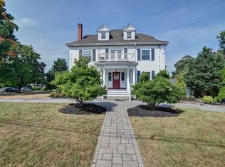 93 Dimmock St, Quincy, MA 02169