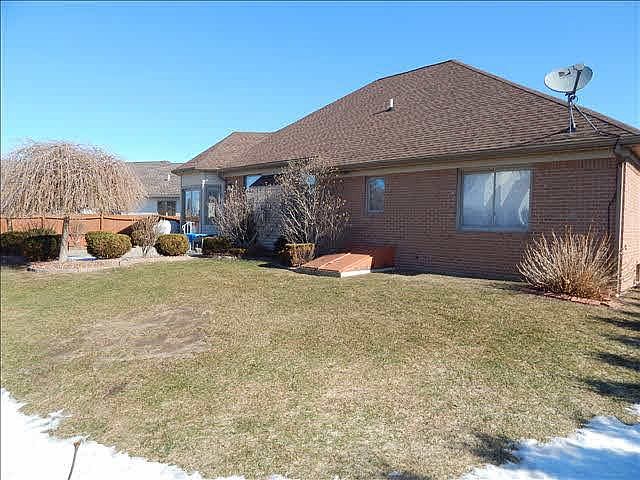 1st image of 5087 Oakhaven Ln