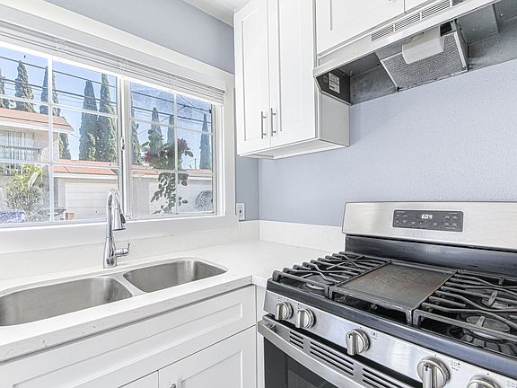 4th image of 11859 207th St #1185925
