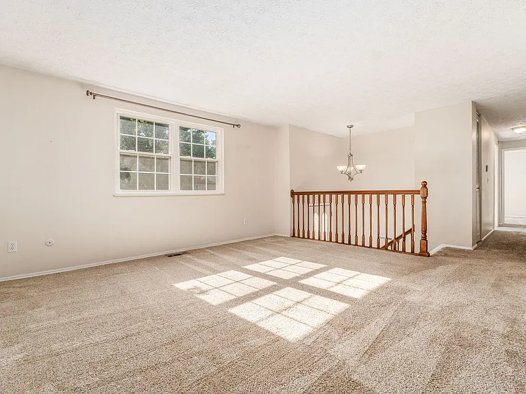 6501 Woodthrush Dr — Photo 5