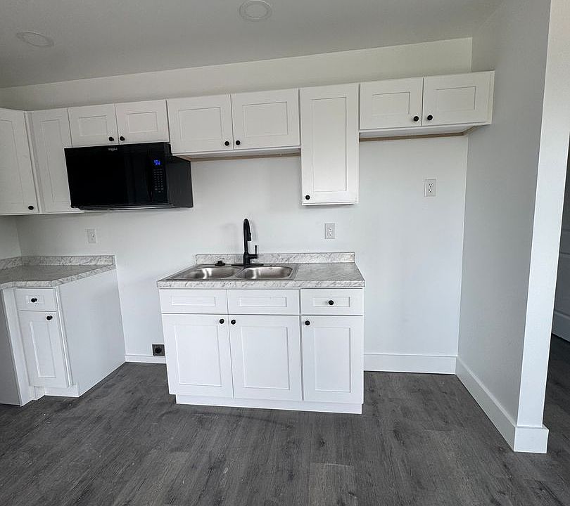 1st image of 315 S Middle St #101