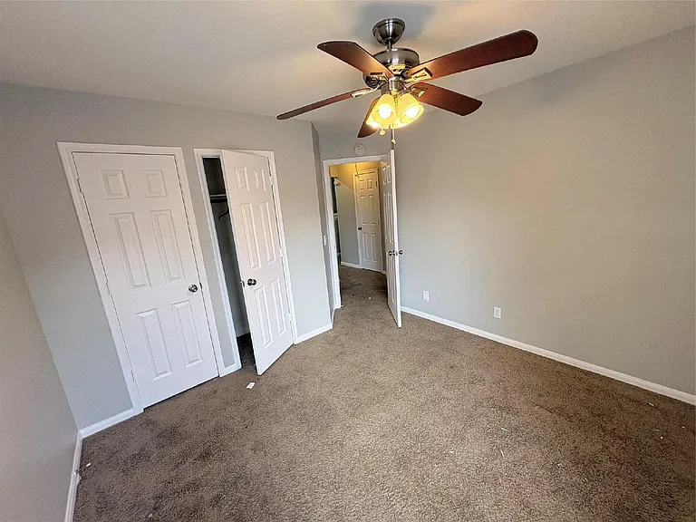 3006 Fort Stockton Dr — Photo 25