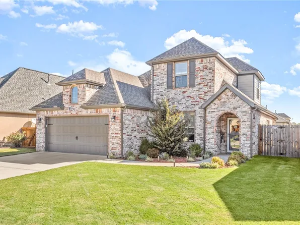 1523 Park St, Lowell, AR 72745