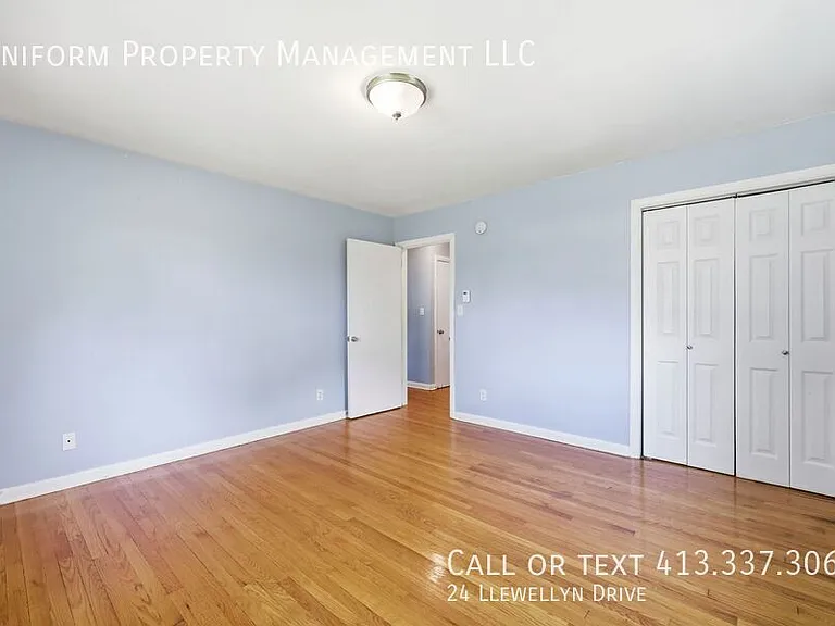24 Llewellyn Dr — Photo 22
