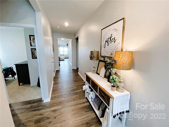 4th image of 134 Gray Willow St #309